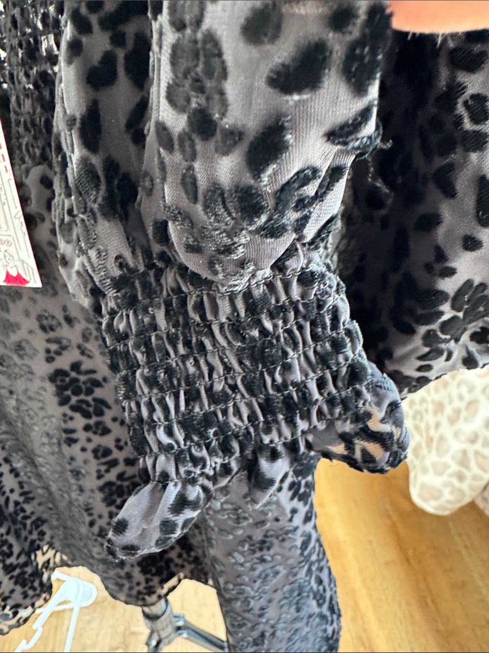 NWT!! #665 PARKER Black Floral Velvet Burnout V-Neck Sheer Sleeve Blouse - Picture 6 of 10